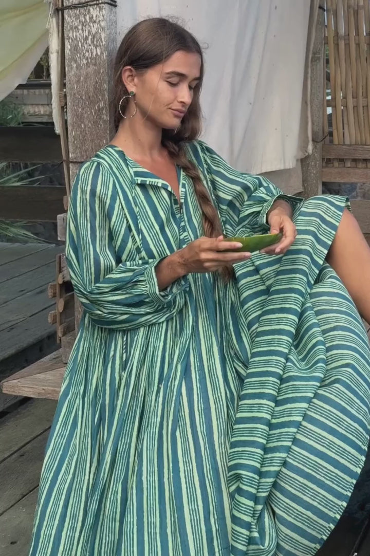 Kyra Midi Dress ~ Spearmint